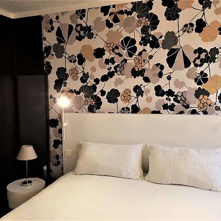 Brit Marseille Aeroport Hotel 2*