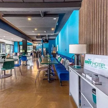 Brit Marseille Aeroport Hotel 2*