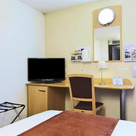 Hotel Brit Marseille Aeroport 2*